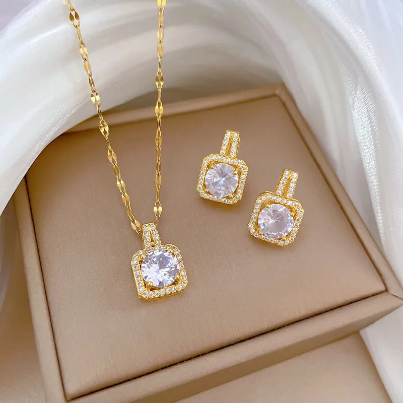 Royal Halo — Necklace & Earring Set